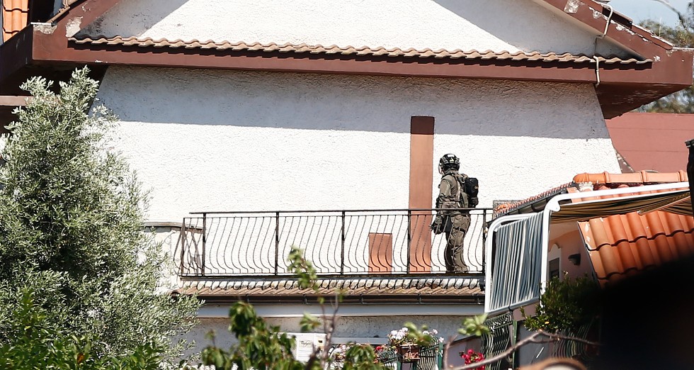 Τραγωδία στην Ιταλία με ένοπλο που σκότωσε τρία άτομα πριν αυτοκτονήσει