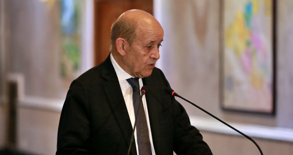 Χειροκροτούν τον Μητσοτάκη οι ακροδεξιοί της Ευρώπης