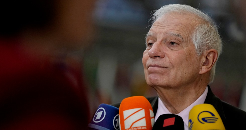 Γερμανικό φρένο στην αποστολή αρμάτων μάχης στην Ουκρανία