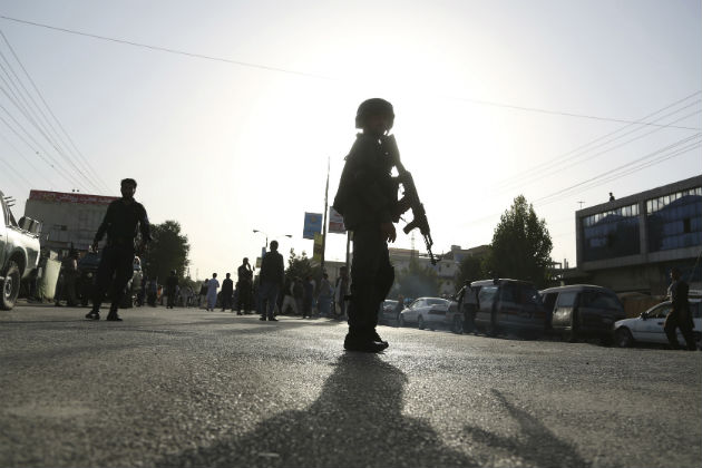 Φονική επίθεση αυτοκτονίας του ISIS στην Καμπούλ