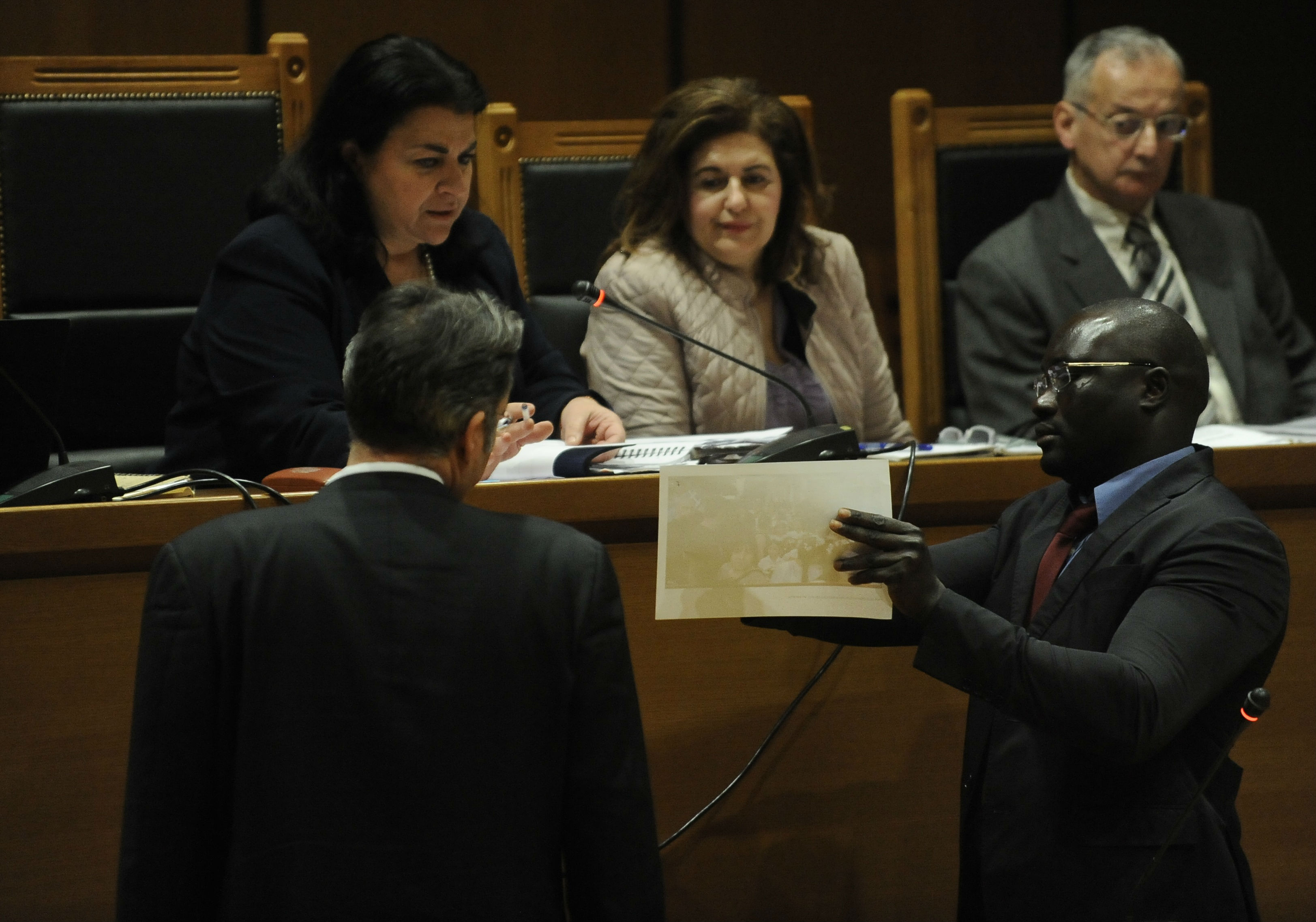 Άκυρες οι ενστάσεις των δικηγόρων των χρυσαυγιτών
