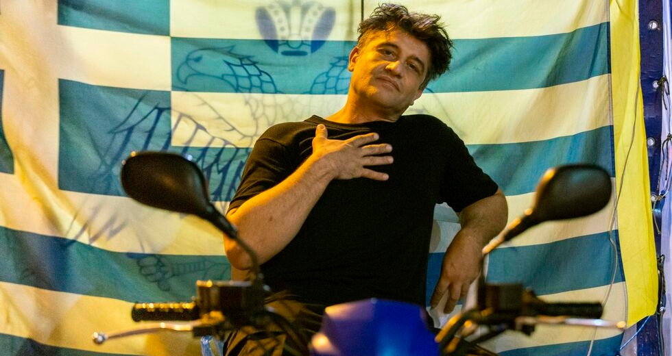 Ξεκίνημα με νέα σκηνή και Ελληνες συγγραφείς