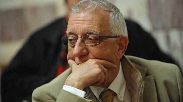 «Η τιμή και δόξα των παντελονάτων»
