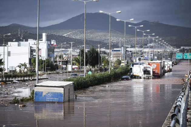 Το «πώς» και το «γιατί» της αφύσικης καταστροφής