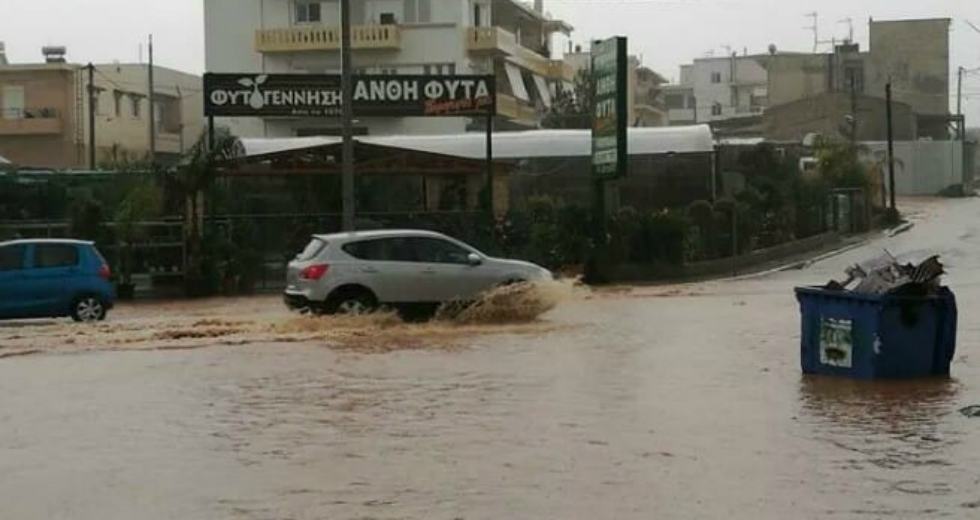 Χαλάζι, κλειστά σχολεία και πολλά προβλήματα στην Κρήτη