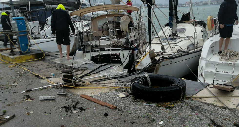 Σοβαρά προβλήματα και εκτεταμένες ζημιές φέρνει ο «Ιανός»