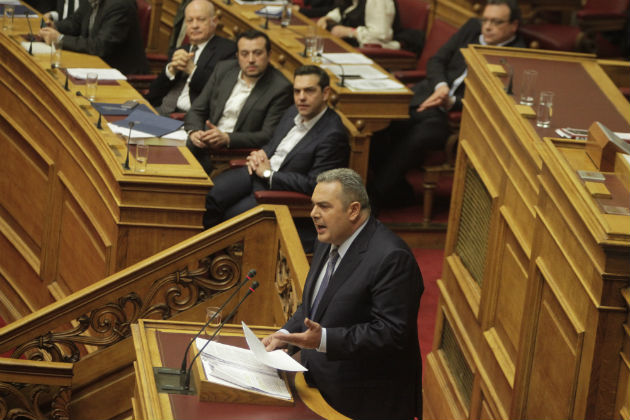 Νέες θυσίες με το βλέμμα στο Eurogroup