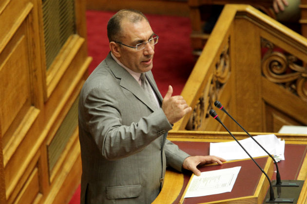 Με το ένα πόδι εκτός κυβέρνησης ο Δ. Καμμένος
