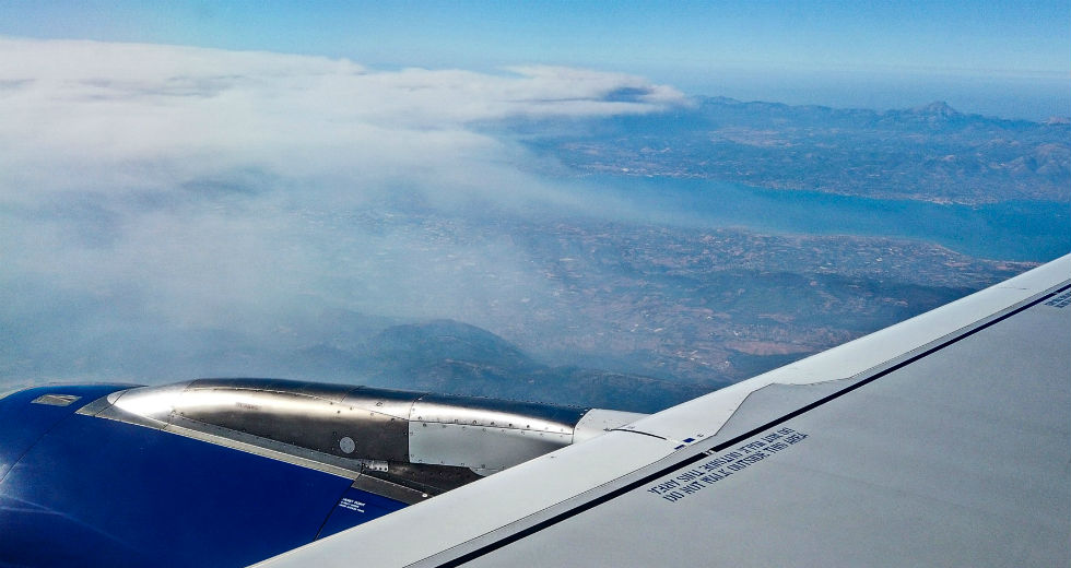 Εναέριες φωτογραφίες με τον καπνό από τα καμμένα στην Εύβοια