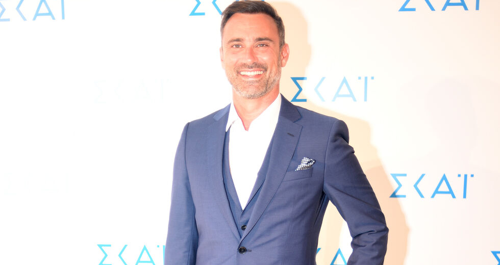 Μαινόμενος ο Κούγιας κατά πάντων