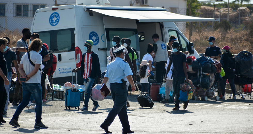 Καρά Τεπέ: Συνωστισμός και καταγγελίες ενώ γεμίζει η μεγαλύτερη φυλακή της Ευρώπης