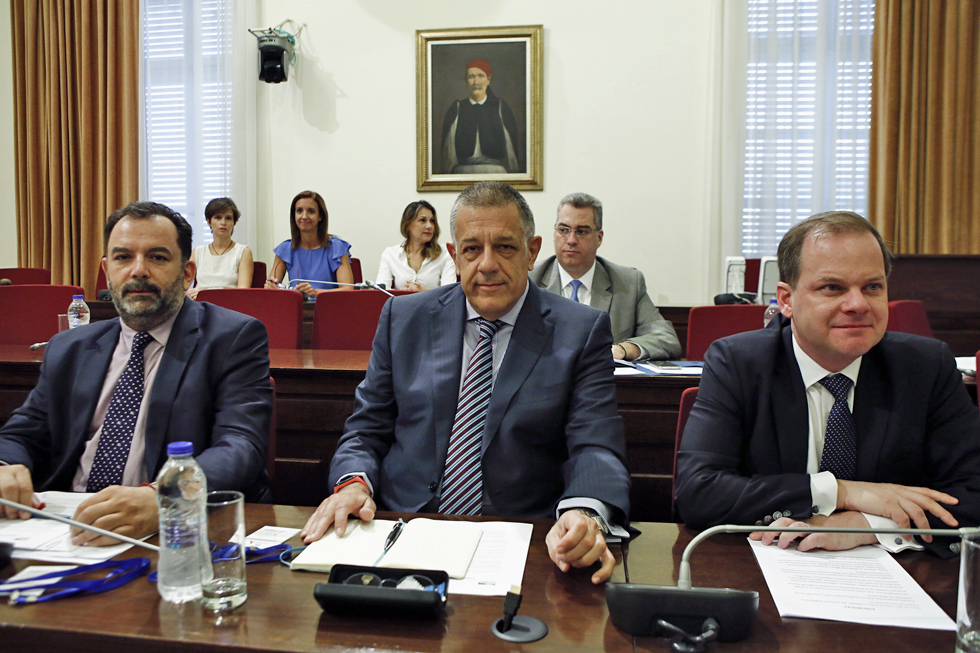 Κόντρα στις ράγες του μετρό