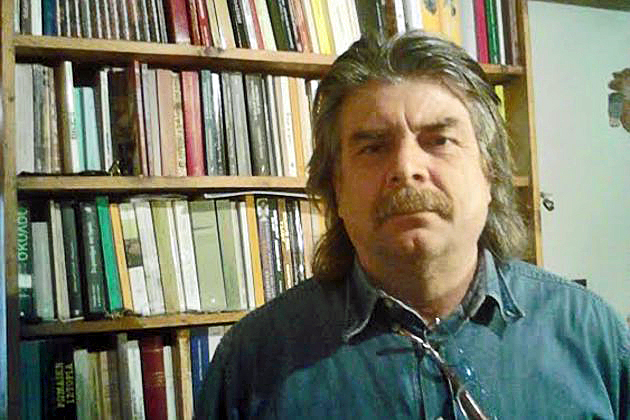 Πανεπιστήμων… ξυλουργός