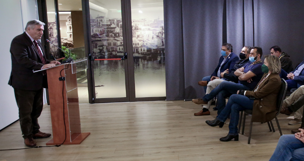 Χ. Καστανίδης: «Με τη Δεξιά ανήκουμε σε διαφορετικούς ιδεολογικούς κόσμους»