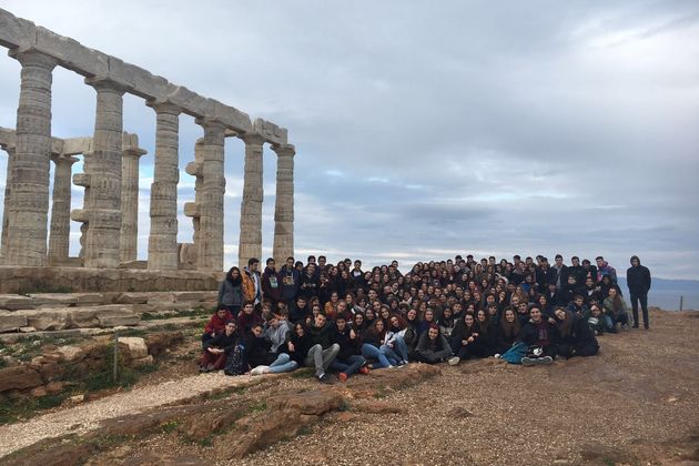 Οταν η κλασική Παιδεία γίνεται πράξη αλληλεγγύης