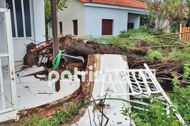 Καταστροφές από το πέρασμα της καταιγίδας