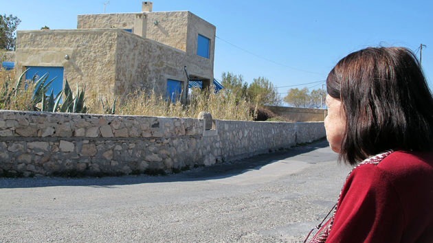 «Το μεγάλο έγκλημα της εποχής μας είναι να είσαι πολιτικός…»