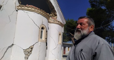 Ο Κυρ. Μητσοτάκης έκανε τους σεισμόπληκτους… πρόσφυγες