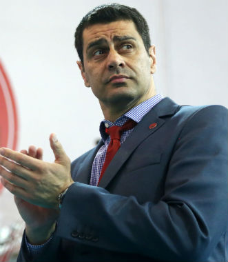 «Ντέρμπι ενώ τσακώνονται τα βουβάλια και την πληρώνουν τα μυρμήγκια»