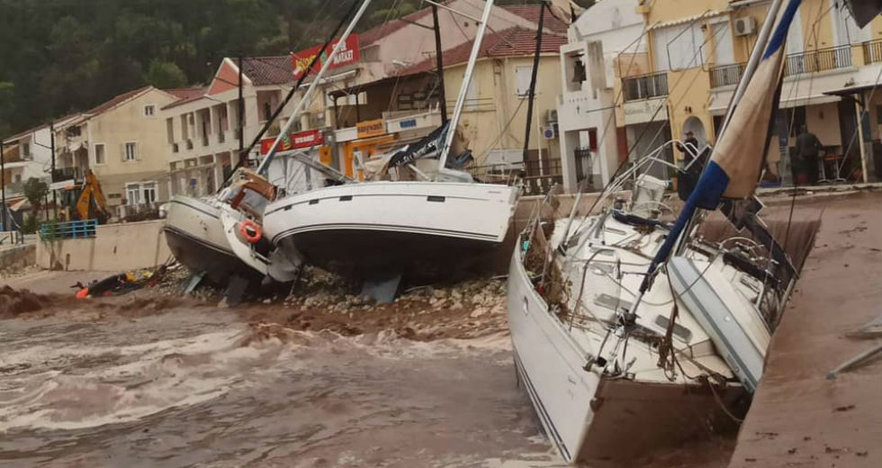 Βιβλικές καταστροφές αφήνει πίσω του ο «Ιανός»