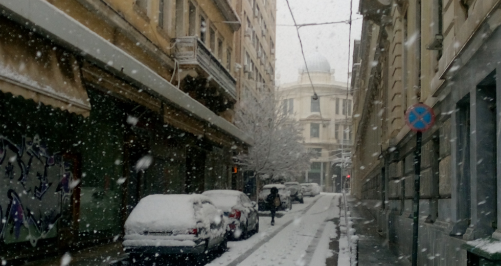 Οι Αθηναίοι είδαν… άσπρη μέρα [ Φωτογραφίες και βίντεο ]