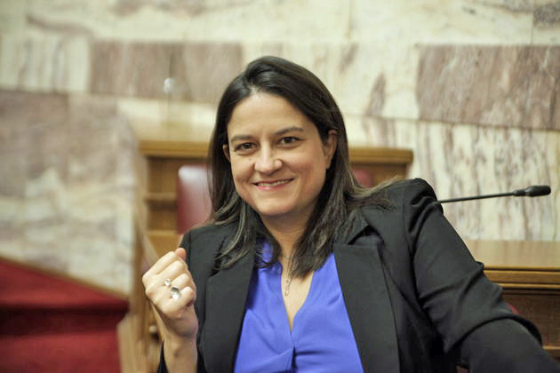 «Φαντάσματα» (στα σχολεία) βλέπει η Ν.Δ.