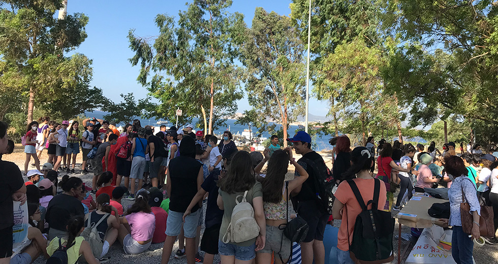 «Δεν θέλουμε καζάνια, δεν  θέλουμε καπνό, το μόνο  που θέλουμε, αέρα καθαρό»