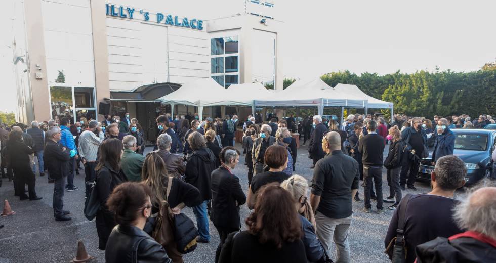 Παρουσία του Αλέξη Τσίπρα η πολιτική κηδεία του Τάσου Κουράκη