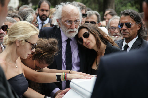 Το τελευταίο αντίο στη Ζωή Λάσκαρη