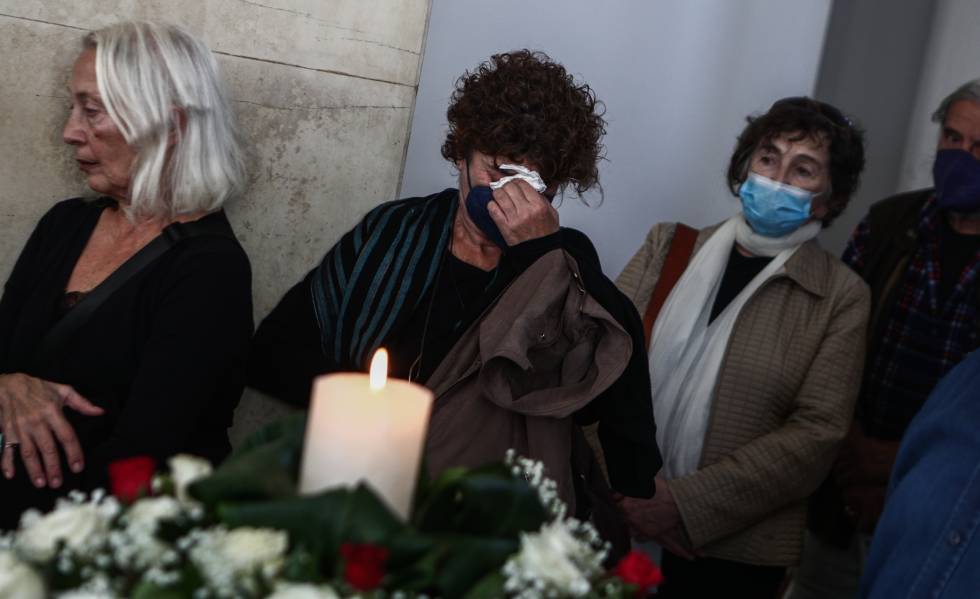 Σε κλίμα οδύνης το «αντίο» στην Κατερίνα Ιατροπούλου