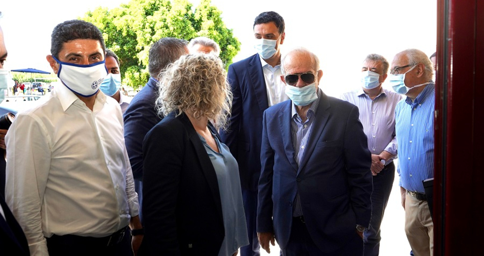 Στην Κρήτη ο Κικίλιας, στους δρόμους οι εργαζόμενοι στην Υγεία
