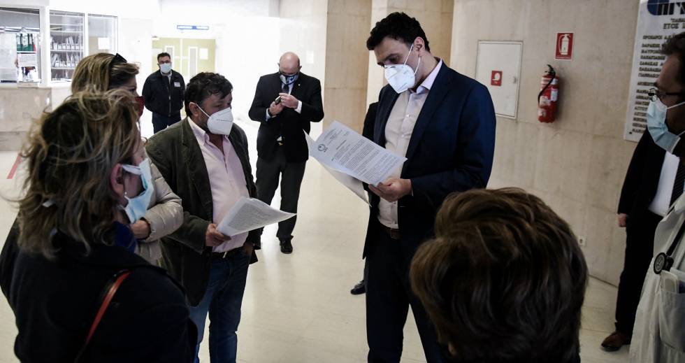Ο Β. Κικίλιας γύρισε την πλάτη στον τοπικό Τύπο της Πάτρας