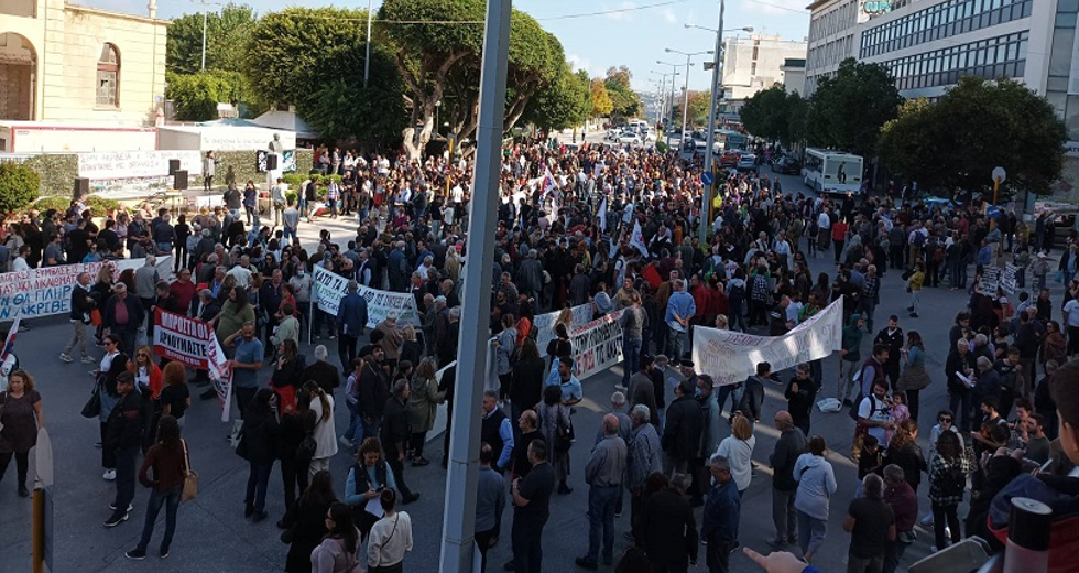 Κρήτη: Απεργιακές διαδηλώσεις κατά της ακρίβειας