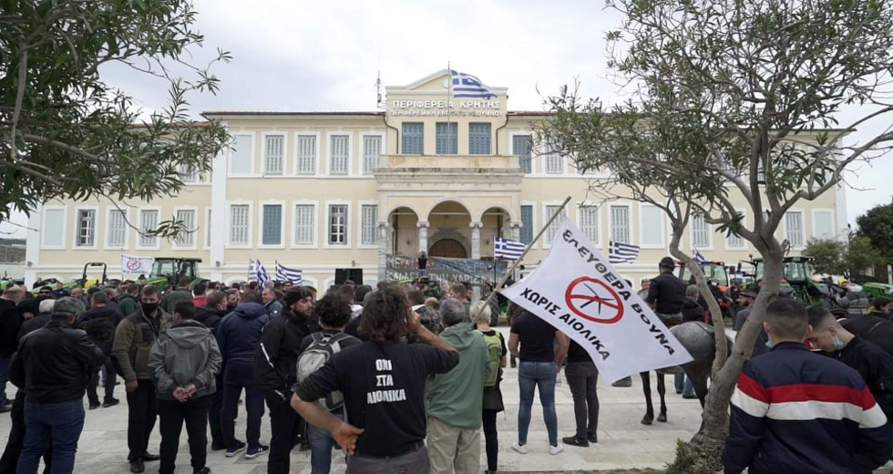 Στην Κρήτη την Παρασκευή ο υπουργός Περιβάλλοντος για τους δασικούς χάρτες