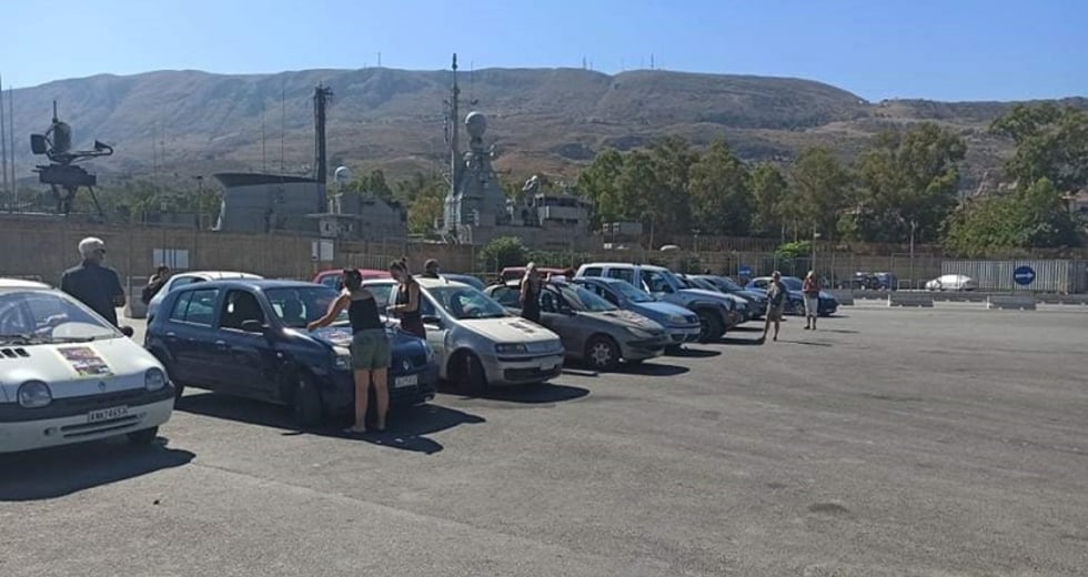 Διαμαρτυρία πολιτών στα Χανιά για την δολοφονία σκύλων στα Κεραμειά
