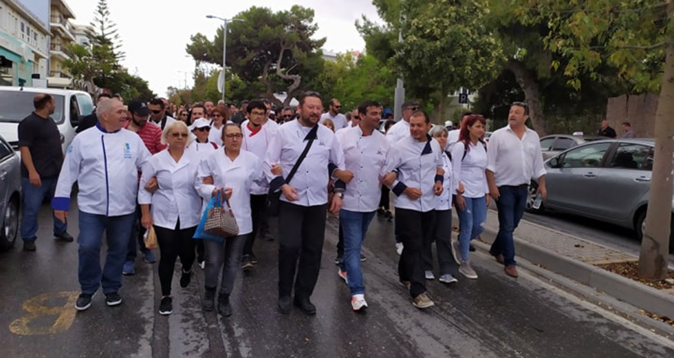Συγκέντρωση διαμαρτυρίας μαγείρων και ζαχαροπλαστών στο Ηράκλειο