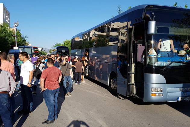 Οδοιπορικό στη γειτονιά της εγκατάλειψης