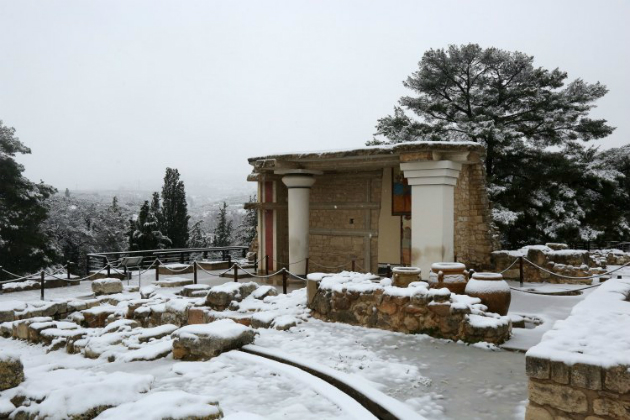 Προβλήματα στις μετακινήσεις, κλειστά τα σχολεία
