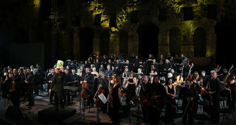 Ενα μουσικό φινάλε στις «μικρές αναταράξεις» της σχέσης Καβάκου και ΚΟΑ