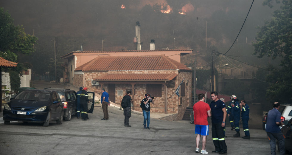 Συγκλονιστικές εικόνες από την εκκένωση του χωριού Κοντοδεσπότι
