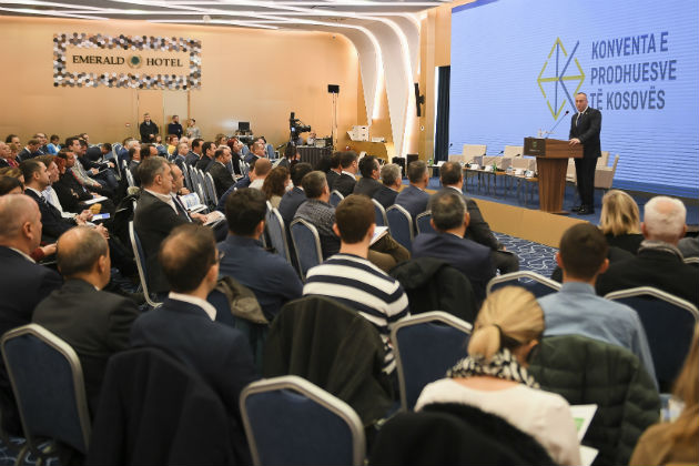 Παραμένει το κλίμα έντασης για τους δασμούς στα σερβικά προϊόντα