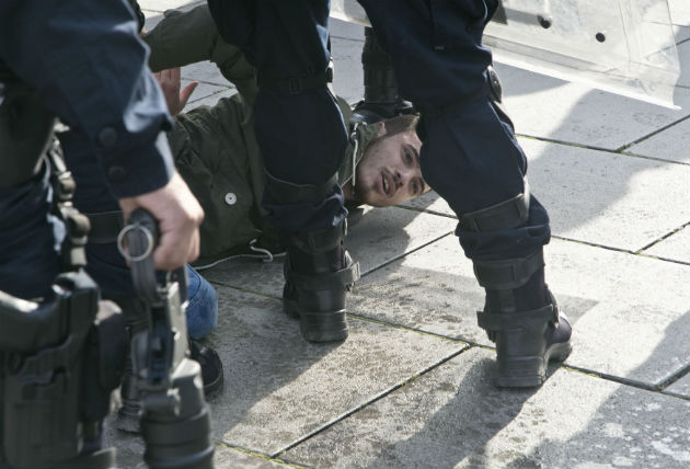 Νέες συγκρούσεις αστυνομικών και διαδηλωτών στο Κόσοβο