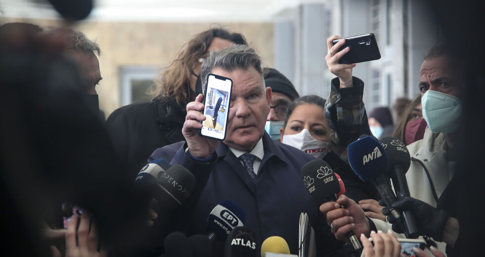 Παραδόθηκε ο δέκατος, ψάχνουν τον ενδέκατο