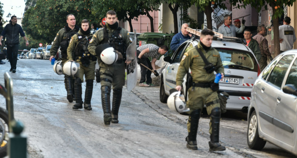 Προσήχθησαν διότι… δεν συνεμορφώθησαν προς τας υποδείξεις