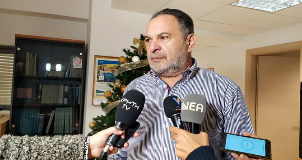 ΠΕΔ Κρήτης: Οχι σε κέντρα κράτησης – Συνάντηση σήμερα με τον Αλκιβιάδη Στεφανή