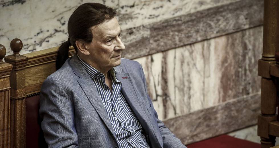 Tο τελευταίο αντίο στον Τάσο Κουράκη