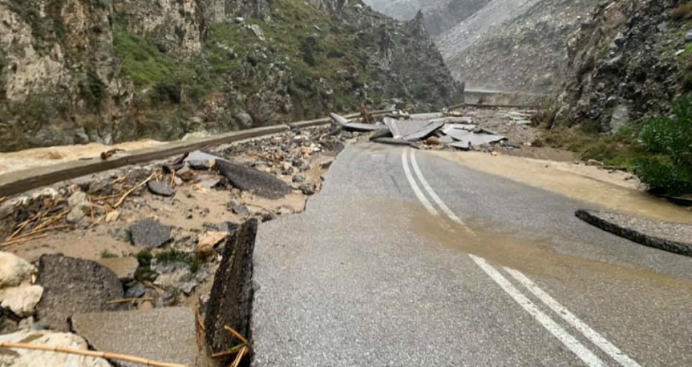 Ρέθυμνο: Καταστροφές σε δρόμους και δίκτυα ύδρευσης