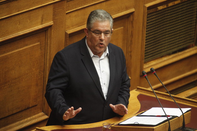 Υψηλοί τόνοι από τους πολιτικούς αρχηγούς