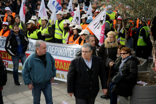 Πανελλαδικό «όχι» σε λιτότητα και απολύσεις