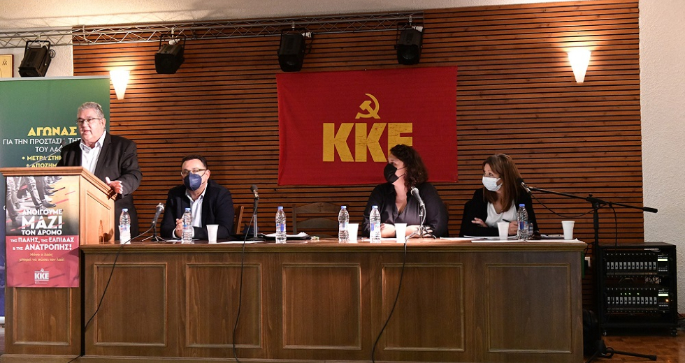 Στο Αρκαλοχώρι ο Δ. Κουτσούμπας: «Να υπάρξει ουσιαστική στήριξη των πληγέντων»